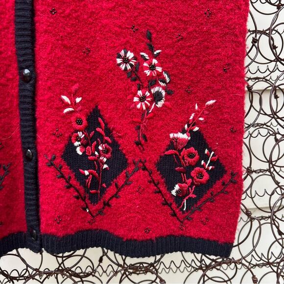 Vintage Graff Red Wool Blend Floral Embroidered Beaded Sweater Vest LARGE - Picture 3 of 6